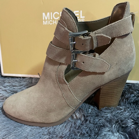 MK Booties - Picture 1 of 7